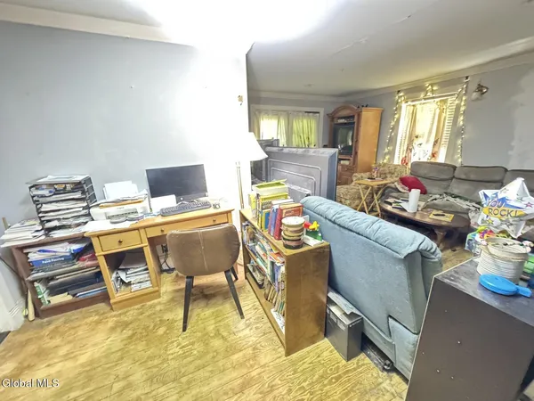 $200,000 | 32 Ray Street, Niskayuna, NY 12309