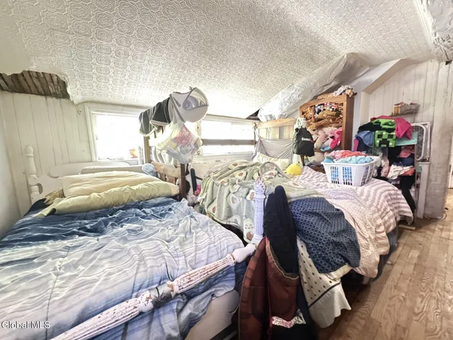 $200,000 | 32 Ray Street, Niskayuna, NY 12309