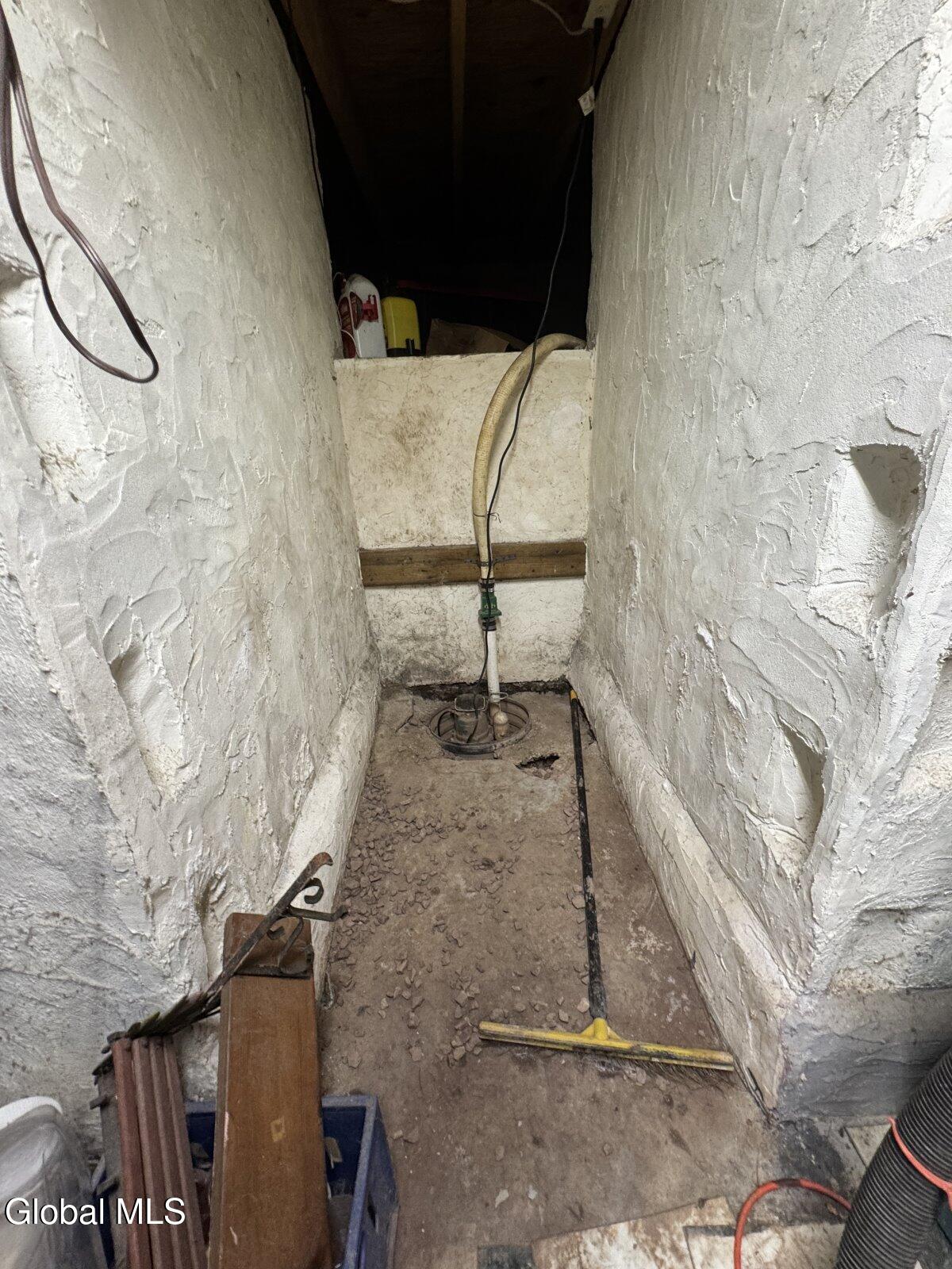 32 Ray Street Niskayuna, NY 12309 - Photo 31 of 33 Photo Sep 08 2025, 12 28 33 PM