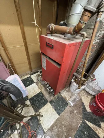 $200,000 | 32 Ray Street, Niskayuna, NY 12309