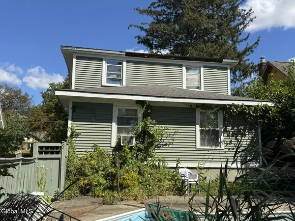 $200,000 | 32 Ray Street, Niskayuna, NY 12309