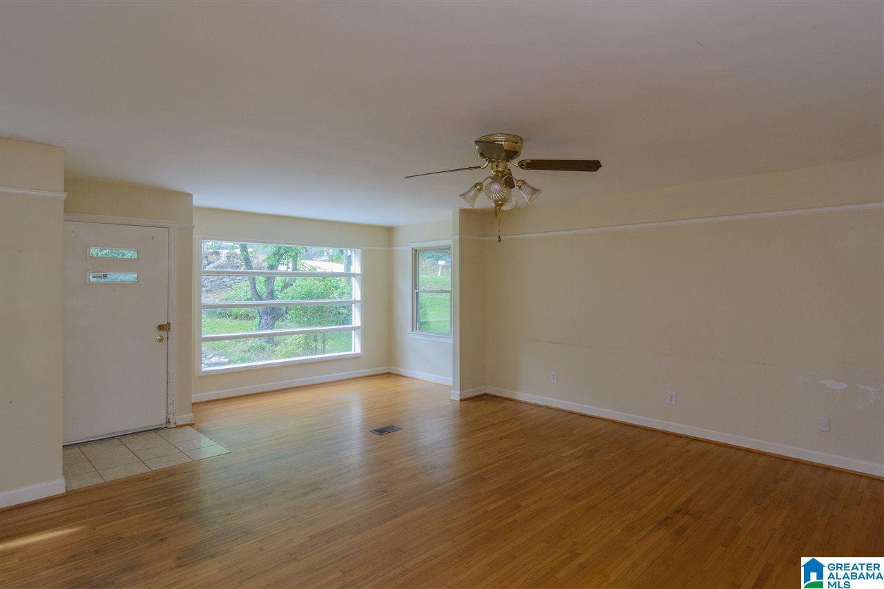 1409 Cresthill Road Birmingham, AL 35213 - Photo 5 of 26