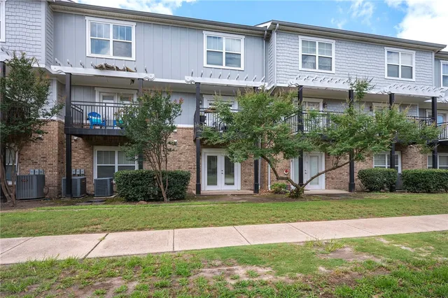 $210,000 | 1725 Harvey Mitchell Parkway South, Unit 1713, College Station, TX 77840