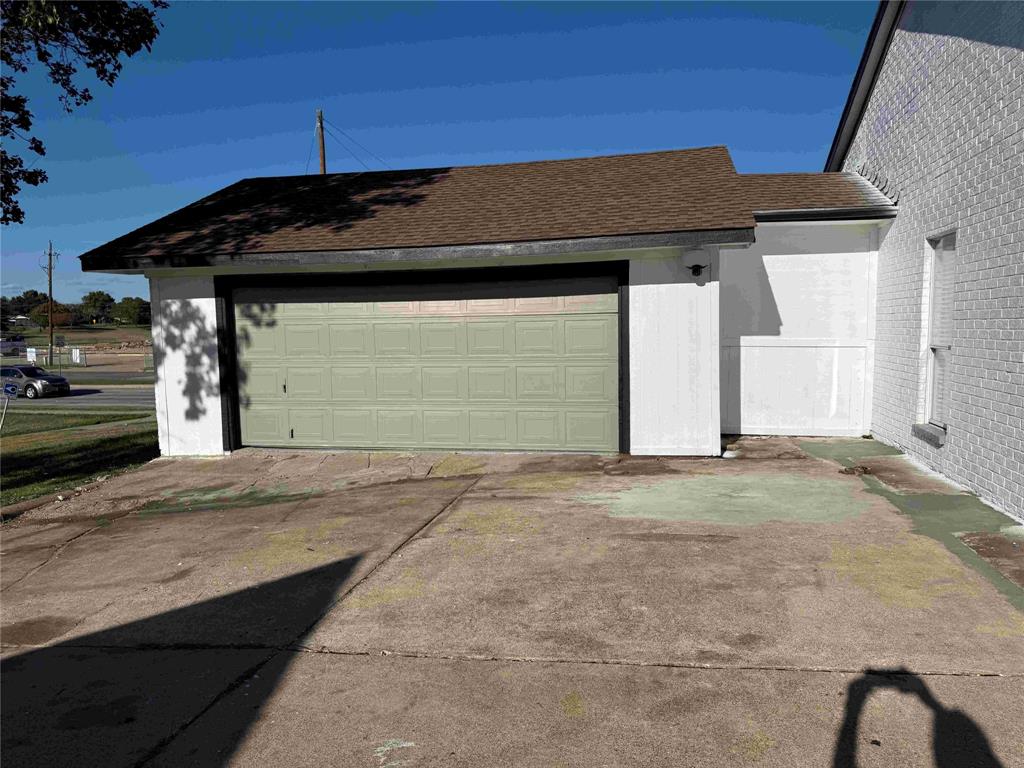 2959 Scott Mill Road Carrollton, TX 75007 - Photo 3 of 26 a front view of a house