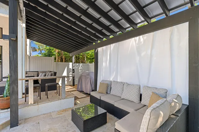 $25,900 | 1050 Brooks Lane, Delray Beach, FL 33483