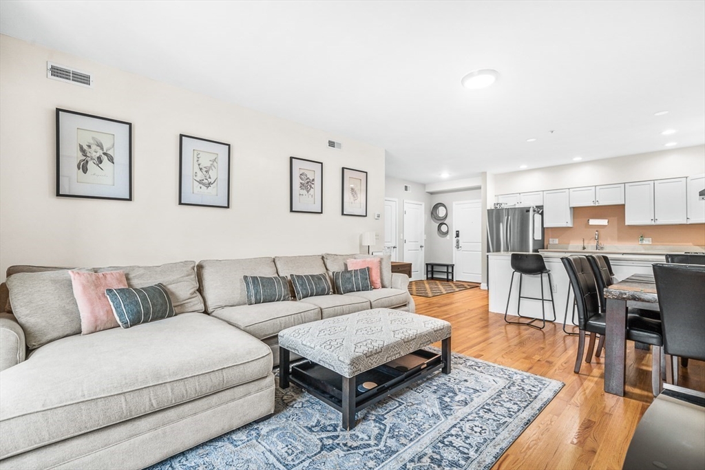 15 Guild Street, Unit 302 Boston, MA 02119 - Photo 3 of 25
