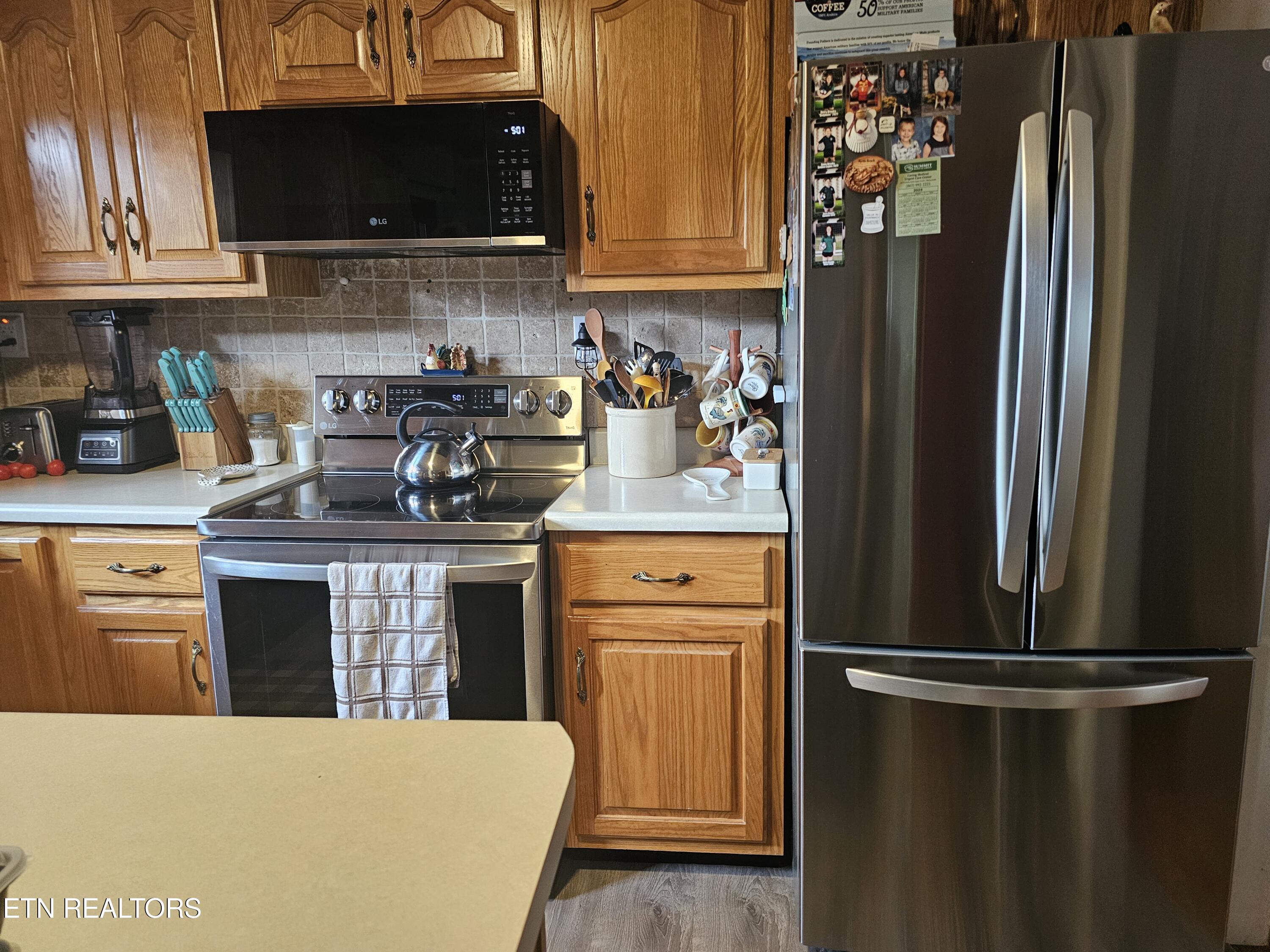 950 Raven Hill Road Tazewell, TN 37879 - Photo 2 of 22 20250813_170127