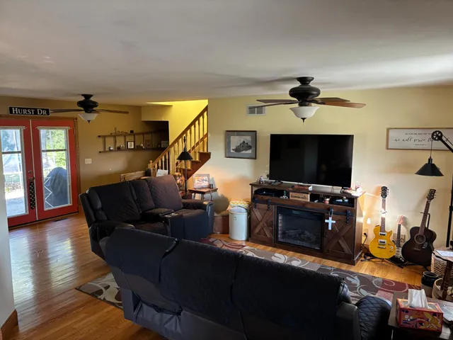 $290,000 | 1194 State Road East, Cedar Grove, IN 47016