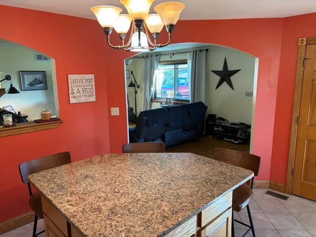 $290,000 | 1194 State Road East, Cedar Grove, IN 47016