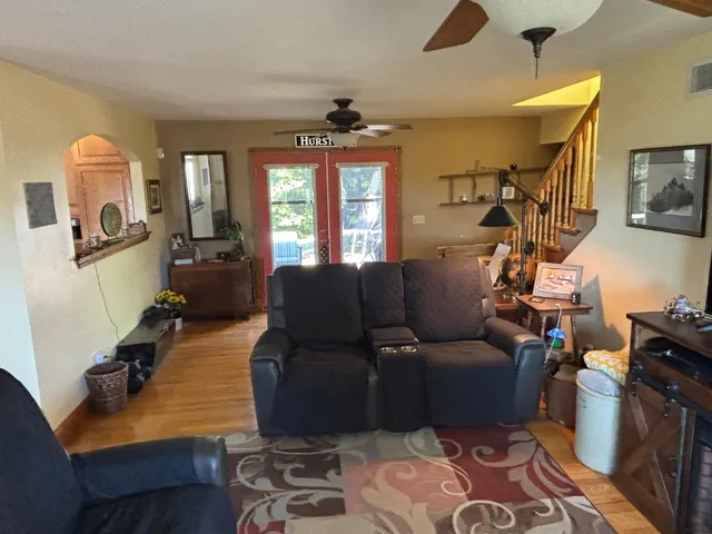 $290,000 | 1194 State Road East, Cedar Grove, IN 47016