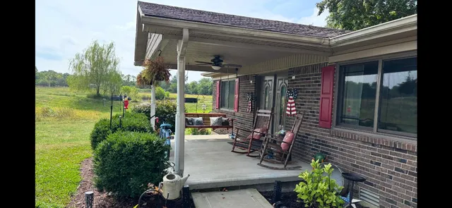 $290,000 | 1194 State Road East, Cedar Grove, IN 47016