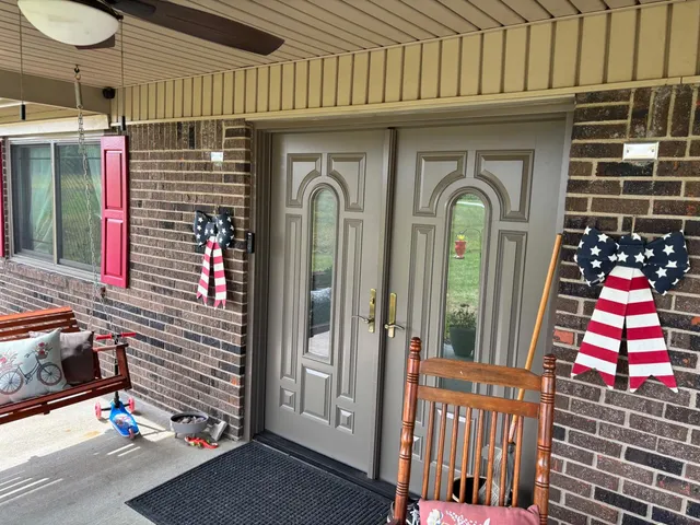 $290,000 | 1194 State Road East, Cedar Grove, IN 47016