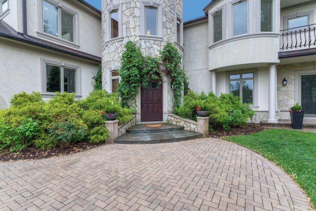 22W305 Broker Road Medinah, IL 60157 - Photo 3 of 78 Gallery Image 3