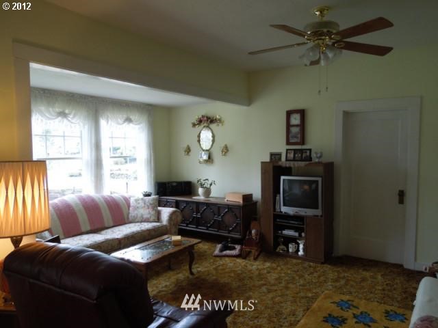 465 Military Road Kalama, WA 98625 - Photo 2 of 16 Gallery Image 2