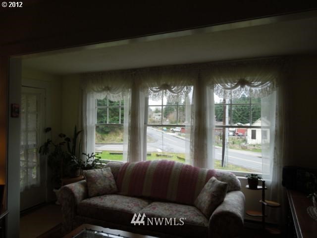 465 Military Road Kalama, WA 98625 - Photo 3 of 16 Gallery Image 3