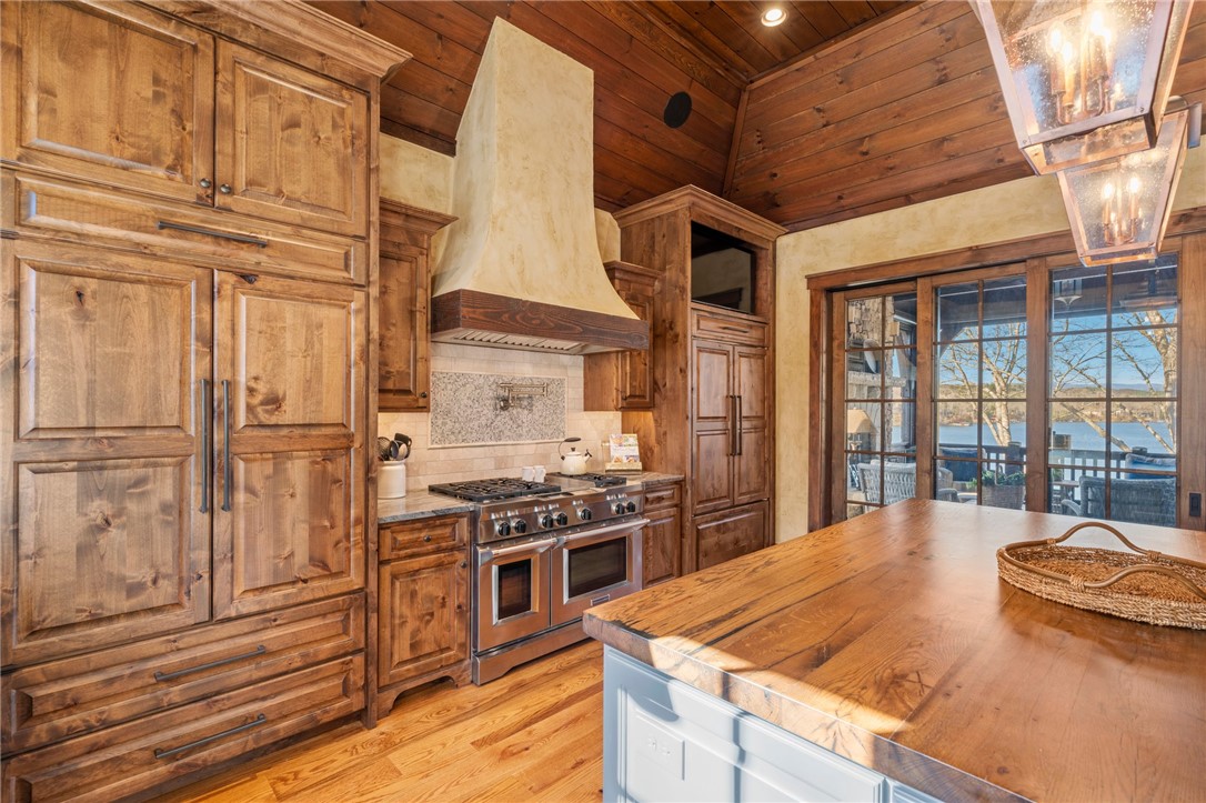 108 Cool Water Court Sunset, SC 29685 - Photo 13 of 48