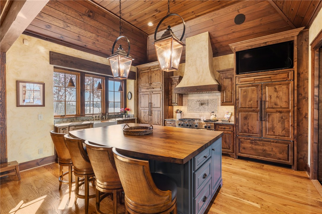 108 Cool Water Court Sunset, SC 29685 - Photo 10 of 48