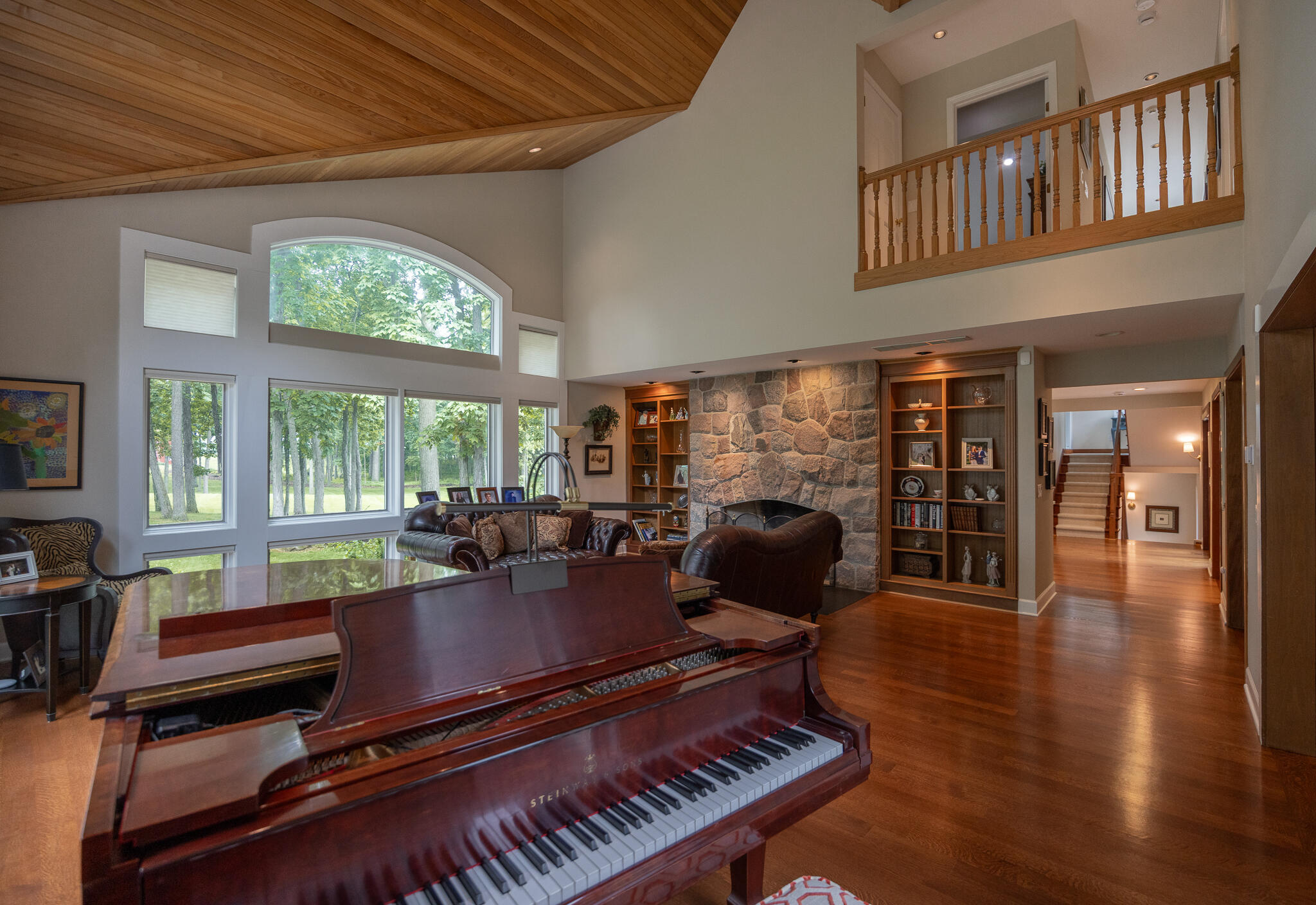 10750 Koebbe Road Manchester, MI 48158 - Photo 16 of 137 16greatroom04