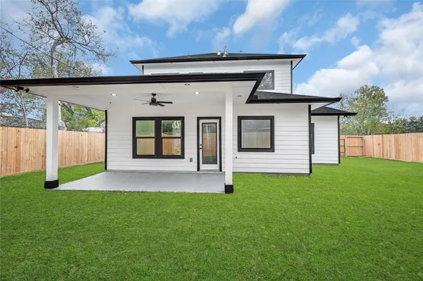 $2,799 | 13104 Donegal Way, Houston, TX 77047