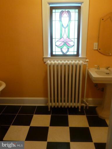 217 Upnor Road Baltimore, MD 21212 - Photo 12 of 30 Full Bath #3 on 3rd floor