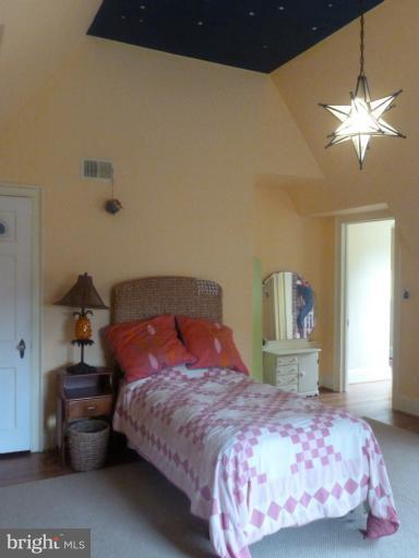 217 Upnor Road Baltimore, MD 21212 - Photo 13 of 30 Bedroom #4