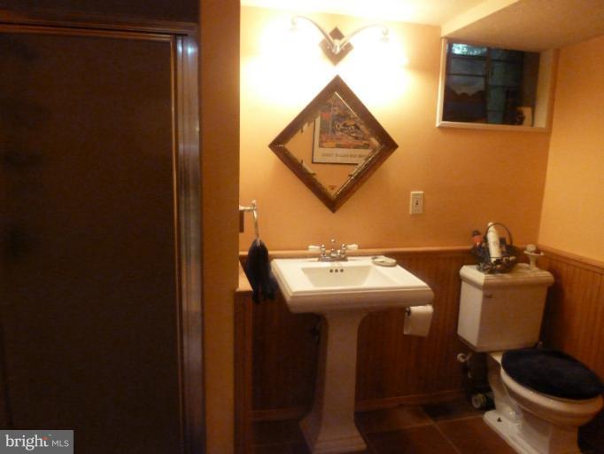 217 Upnor Road Baltimore, MD 21212 - Photo 21 of 30 Full Bath with shower