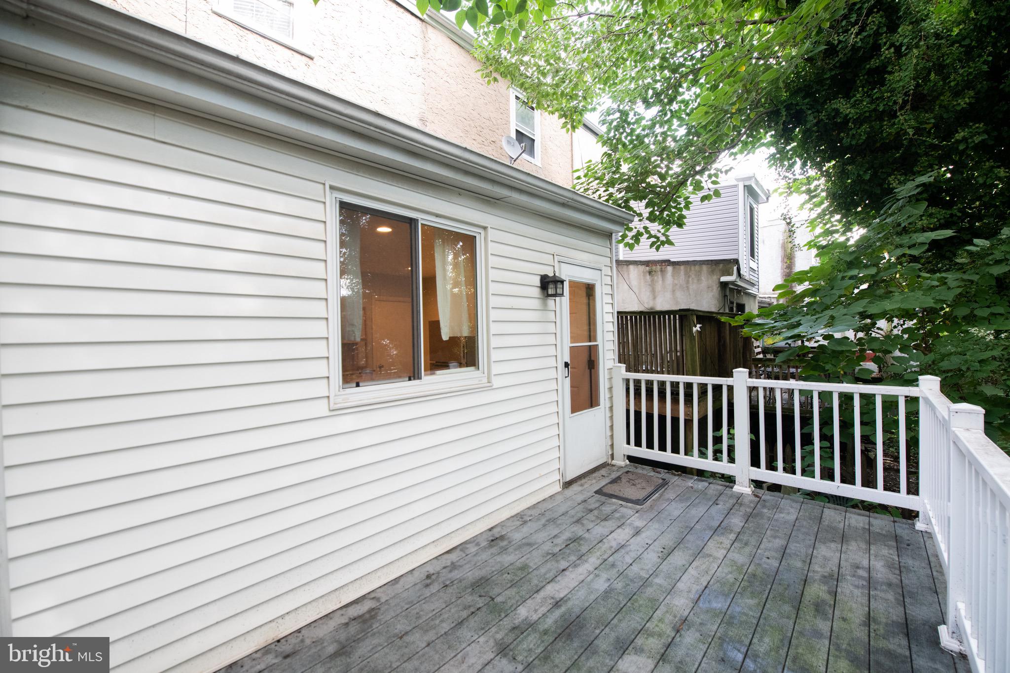 4442 Baker Street Philadelphia, PA 19127 - Photo 8 of 18