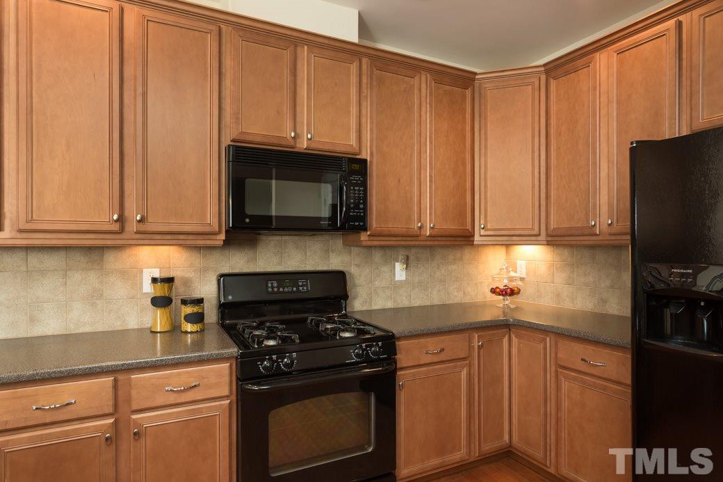 10411 Rosegate Court, Unit 105 Raleigh, NC 27617 - Photo 4 of 13