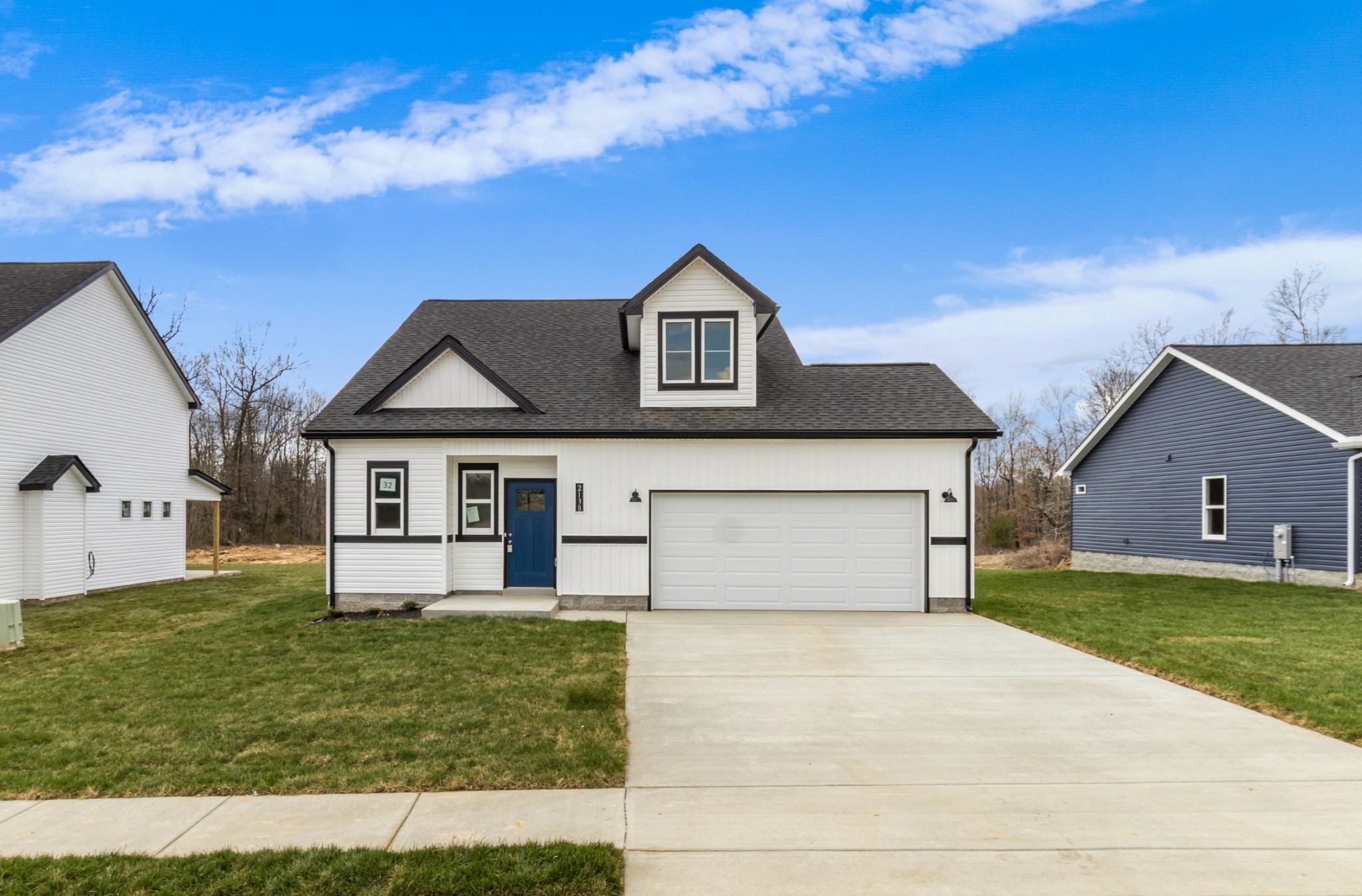 2138 Ireland Way Clarksville, TN 37042 - Photo 5 of 37 front view of a house with a yard