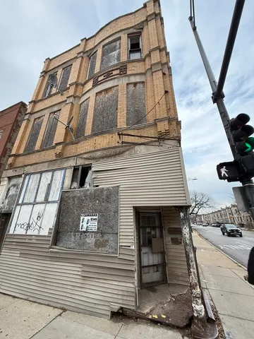 a front view of a building