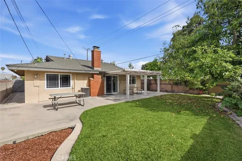$949,000 | 5301 Kirtland Avenue, Lakewood, CA 90713