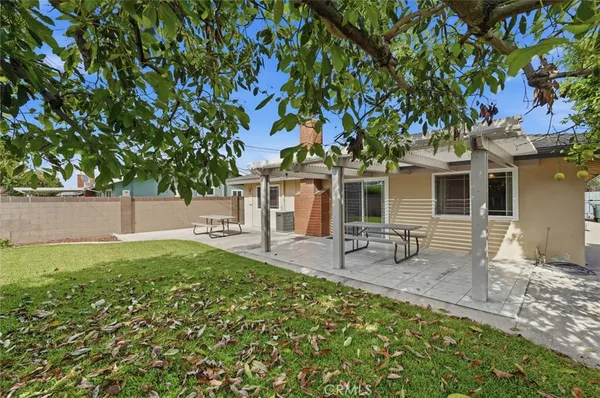 $949,000 | 5301 Kirtland Avenue, Lakewood, CA 90713