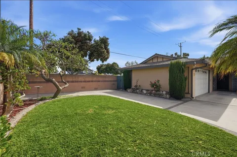 $949,000 | 5301 Kirtland Avenue, Lakewood, CA 90713