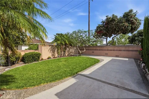 $949,000 | 5301 Kirtland Avenue, Lakewood, CA 90713