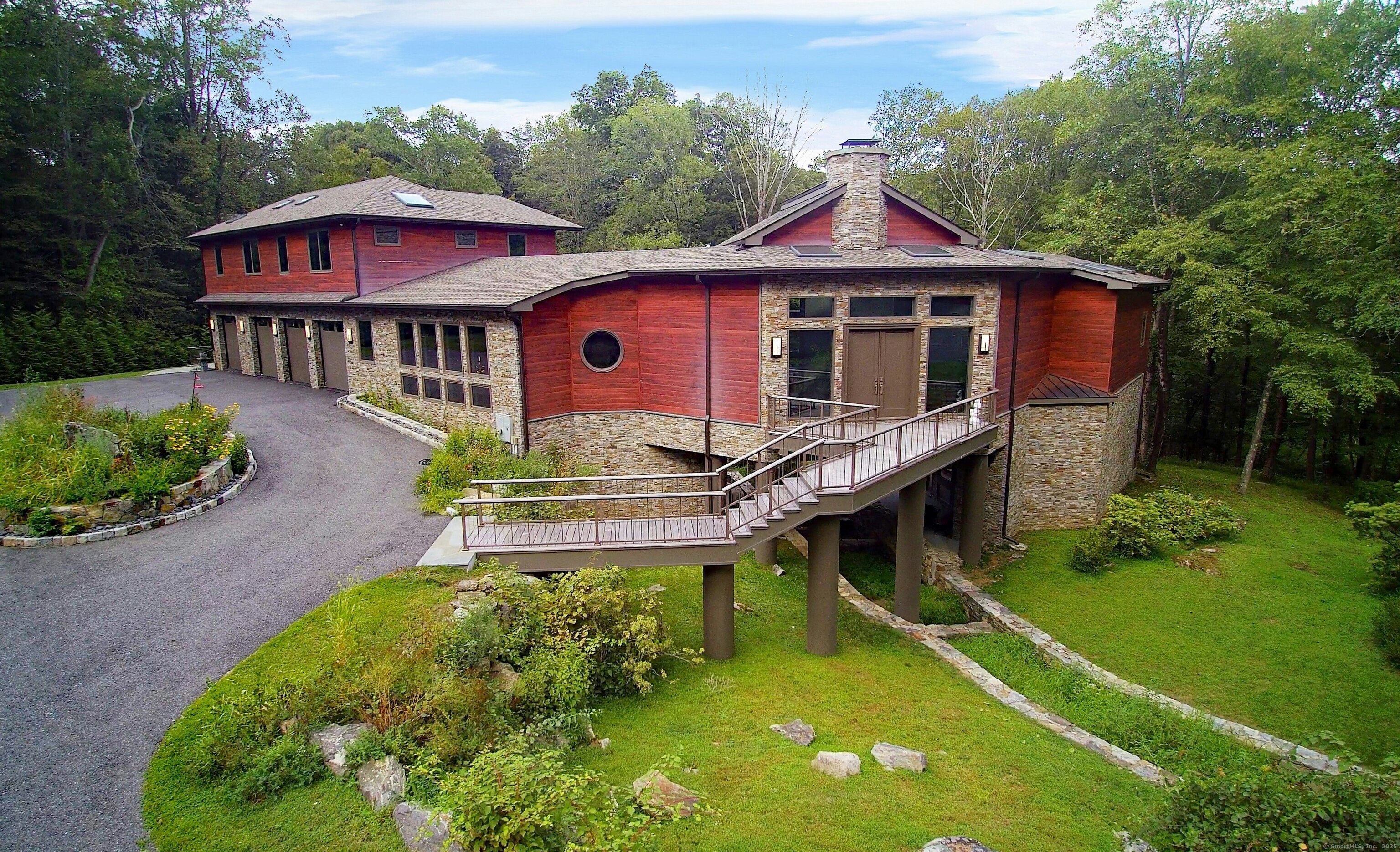 88 Green Lane Ridgefield, CT 06877 - Photo 1 of 1 Gallery Image 1