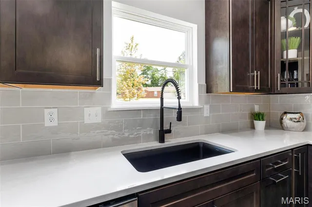 $523,900 | 2 Nottingham At Louiselle Park, Maryland Heights, MO 63043