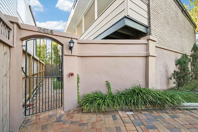 $949,000 | 2414 Morse Street, Houston, TX 77019