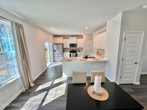 $2,650 | 31 Backwater Street, Port Royal, SC 29906