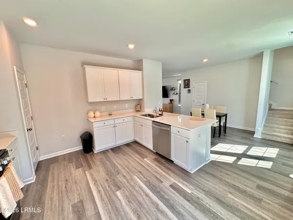 $2,650 | 31 Backwater Street, Port Royal, SC 29906