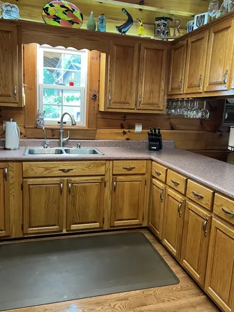 $689,900 | 225 Bill Hunter Road, Celina, TN 38551