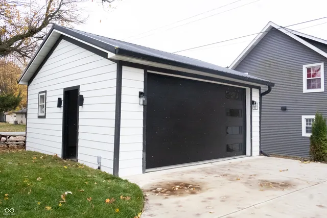 $430,000 | 308 West Walnut Street, Sharpsville, IN 46068