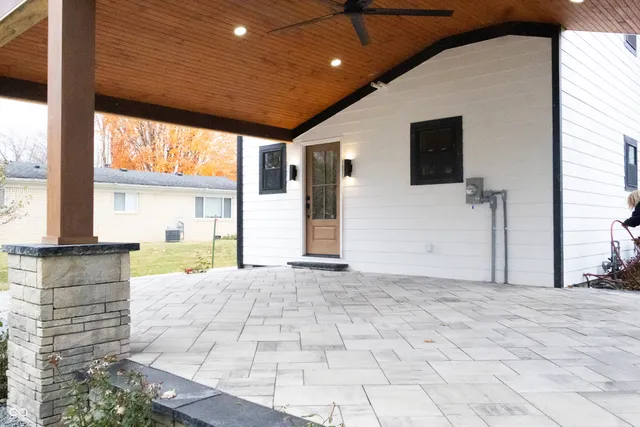 $430,000 | 308 West Walnut Street, Sharpsville, IN 46068