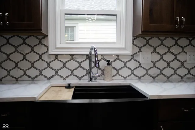 $430,000 | 308 West Walnut Street, Sharpsville, IN 46068