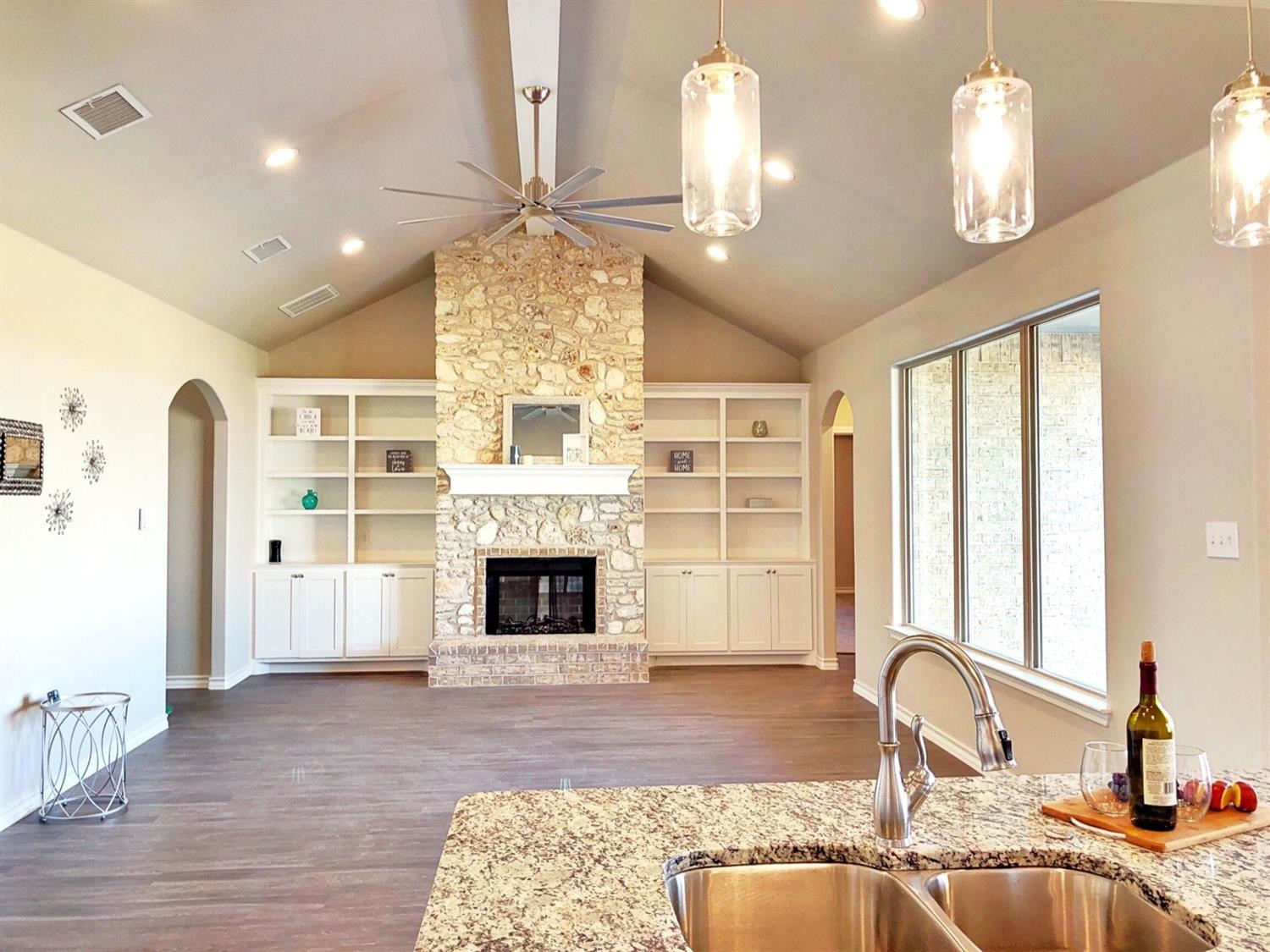 2104 North Cypress Road Lubbock, TX 79403 - Photo 3 of 26 Photo 3