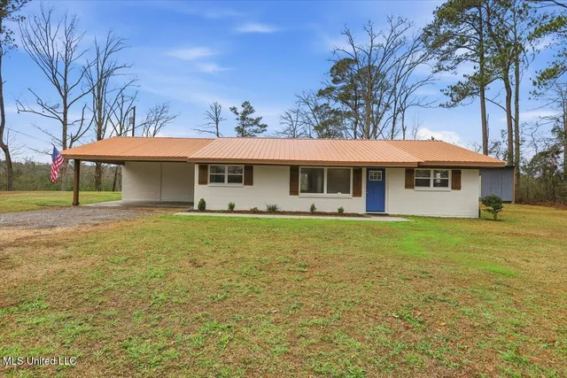 $215,000 | 354 Athens Road, Mendenhall, MS 39114