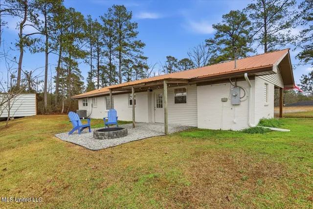 $215,000 | 354 Athens Road, Mendenhall, MS 39114