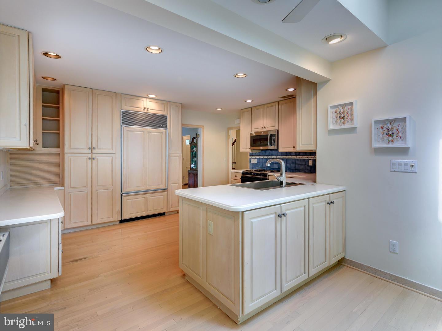 641 Vassar Road Wayne, PA 19087 - Photo 5 of 25