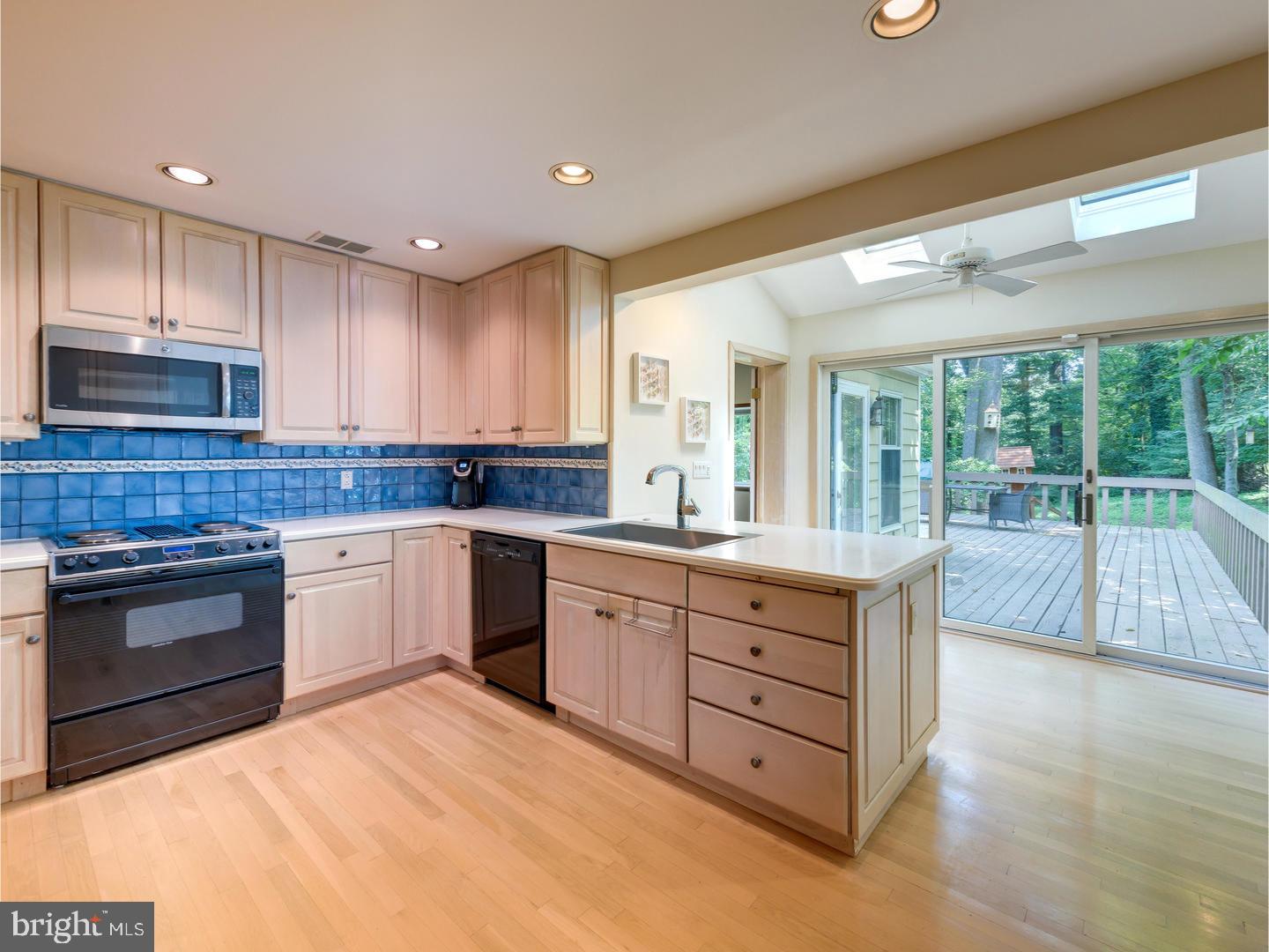 641 Vassar Road Wayne, PA 19087 - Photo 6 of 25
