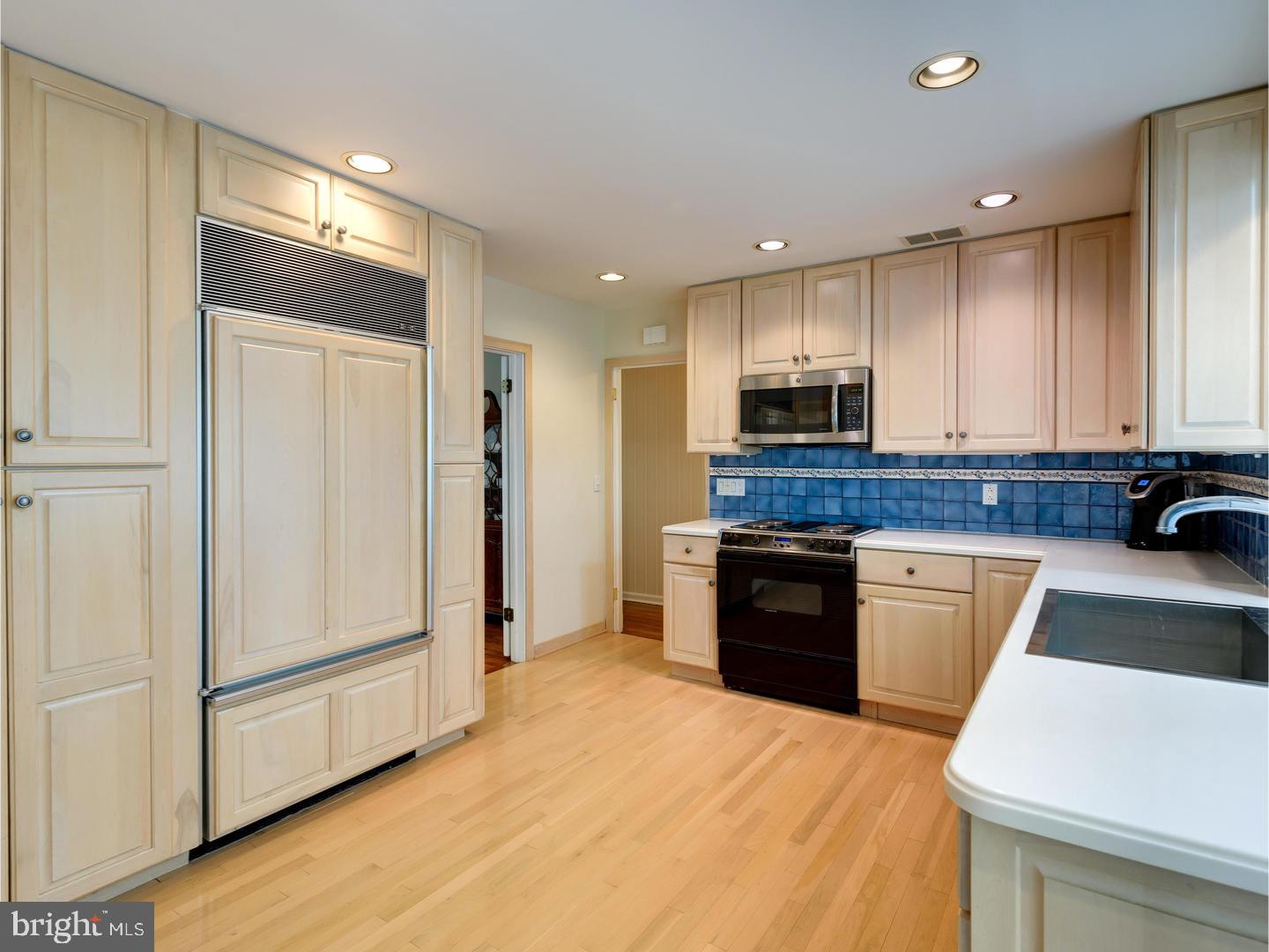 641 Vassar Road Wayne, PA 19087 - Photo 7 of 25