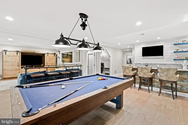 $1,475,000 | 9200 Town Gate Lane, Bethesda, MD 20817